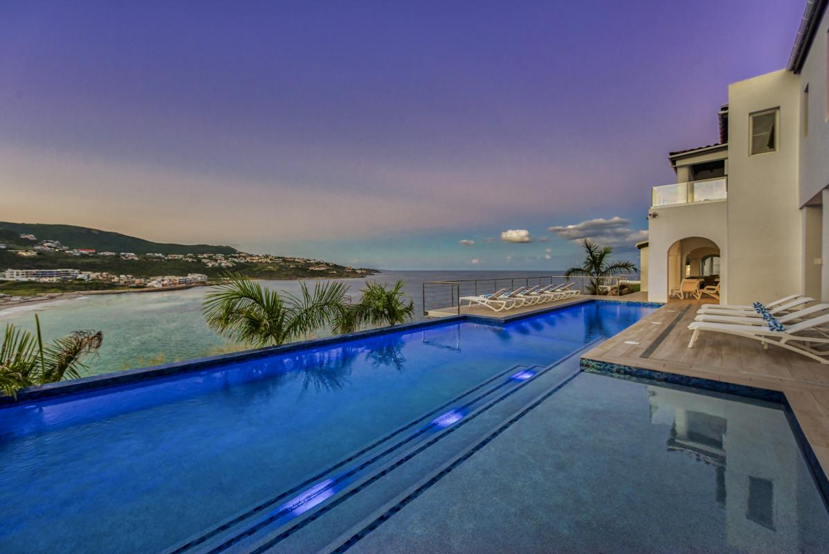 Amalia 65_Location villa piscine vue mer Saint Martin